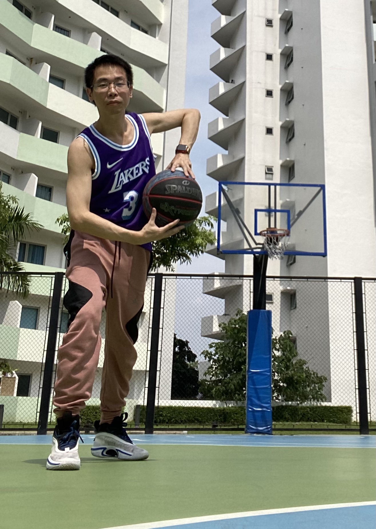 I am Xuwei Li. I Lead the Internet.